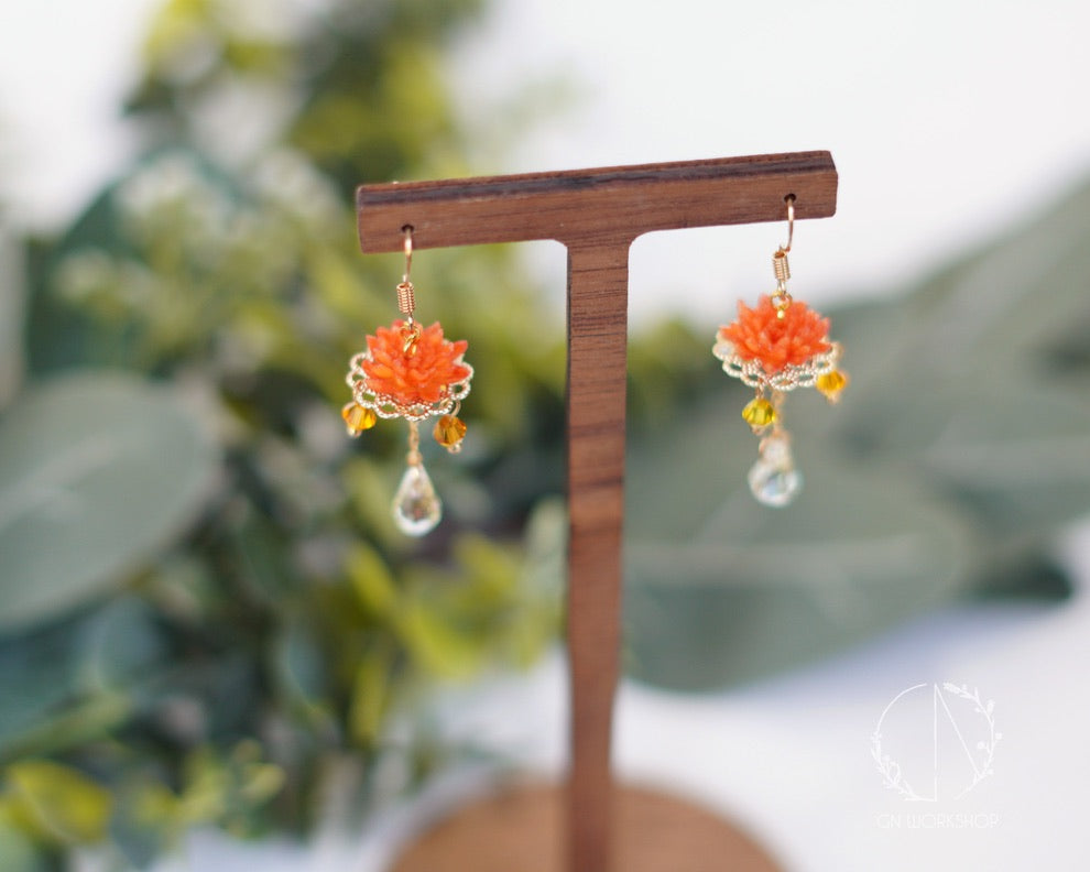 Chrysanthemum Dangles - November Birth Flowers