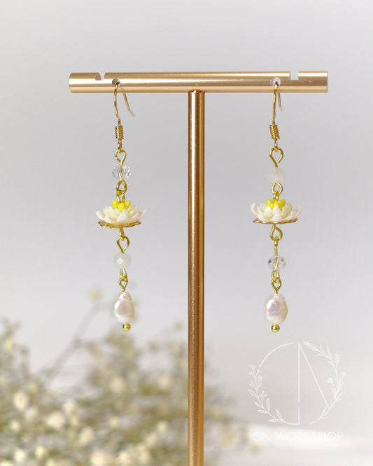 Moonlit Lily Dangles - July Birth Flowers