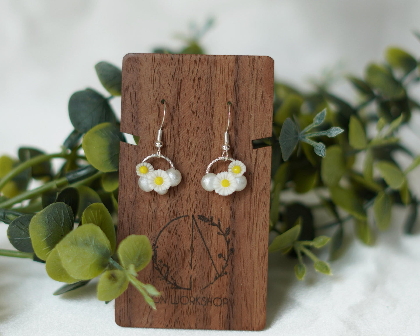 Pure Daisy Charms - April Birth Flowers