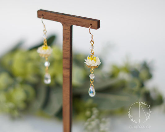 Moonlit Lily Dangles - July Birth Flowers