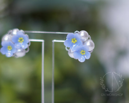 Forget-Me-Not Pearl Bloom (Studs & Dangles)