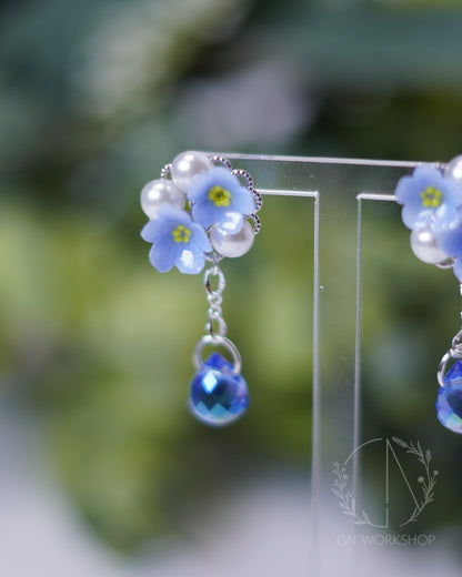 Forget-Me-Not Pearl Bloom (Studs & Dangles)