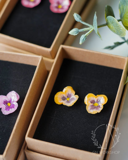Pansy Studs