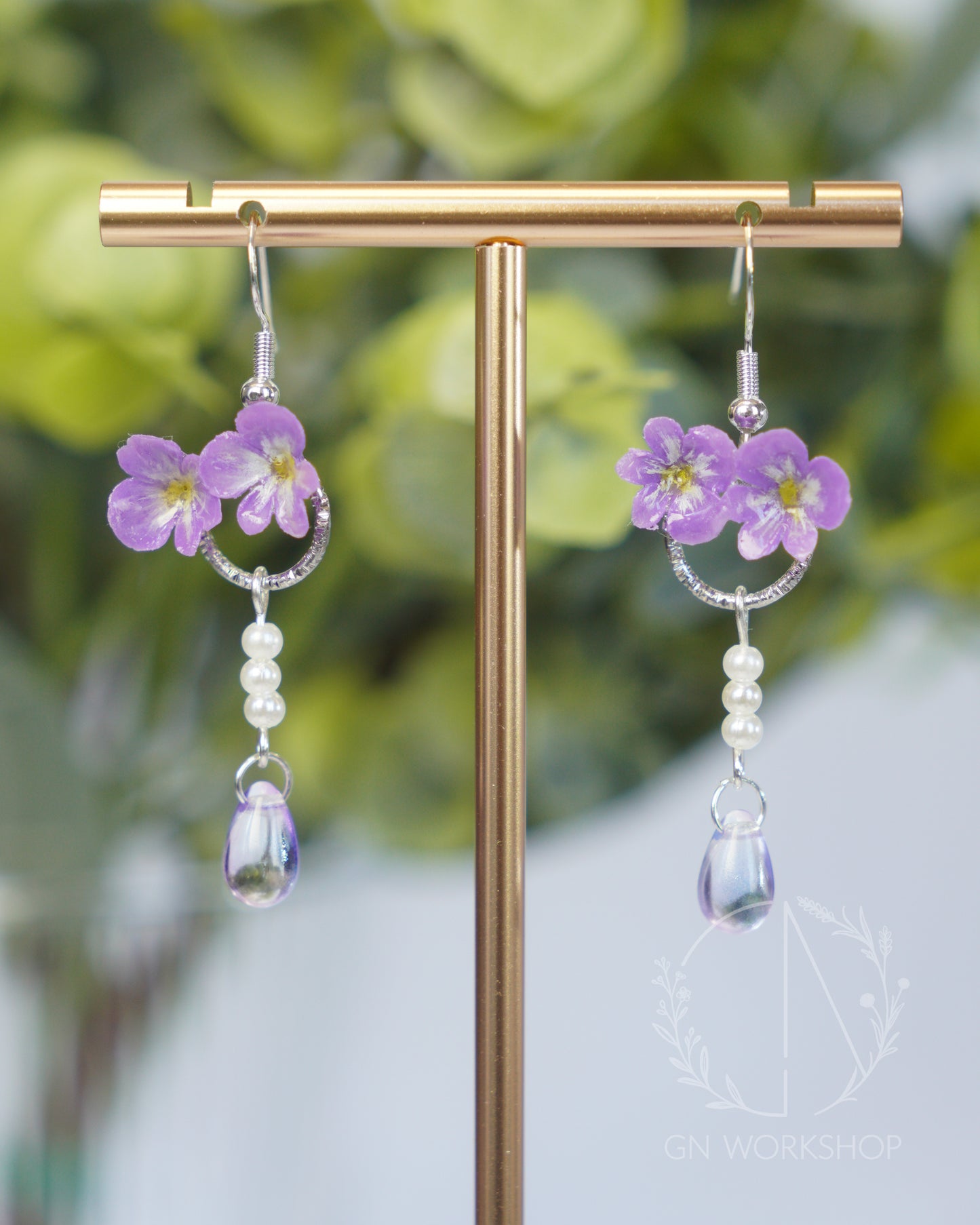 Violet Pearl Halo Dangles
- February Birth Flowers