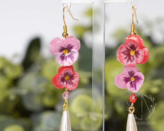 Mirrored Pansy Twins