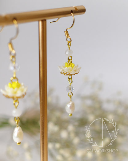 Moonlit Lily Dangles - July Birth Flowers