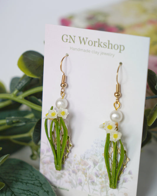 Narcissus Dangles - December Birth Flower