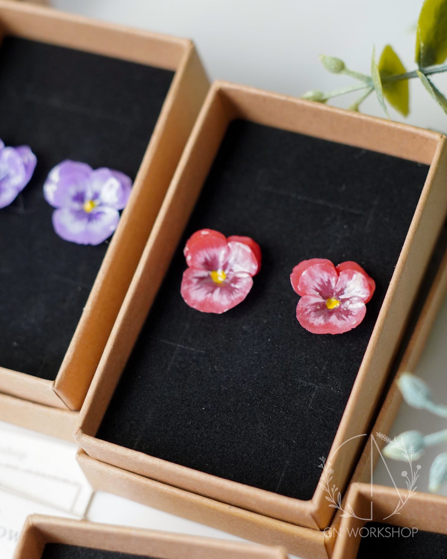 Pansy Studs