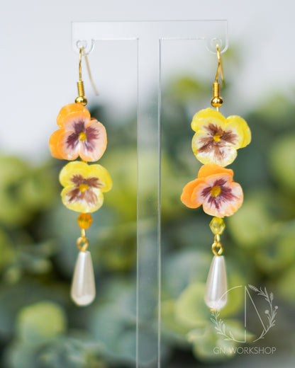 Mirrored Pansy Twins