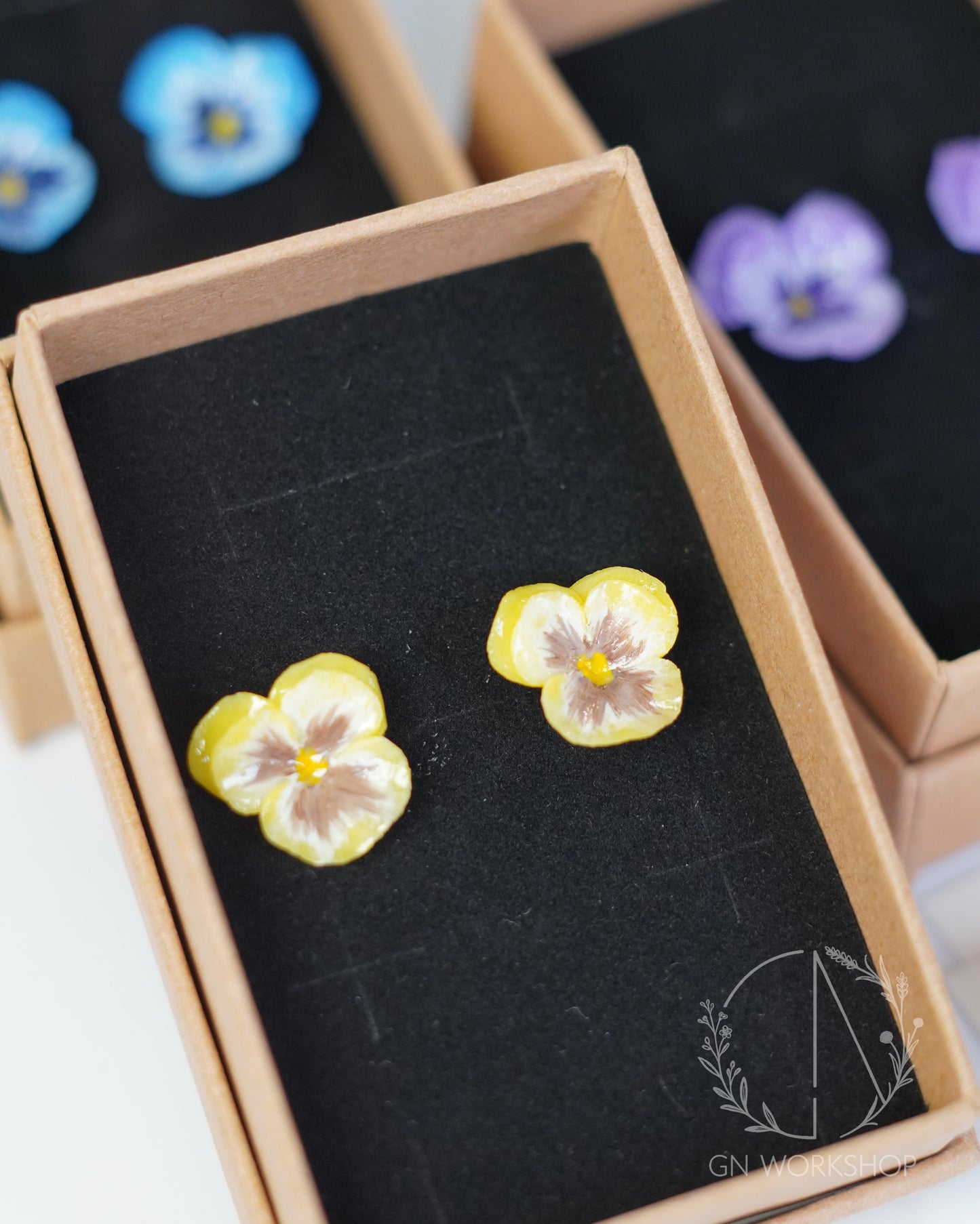 Pansy Studs