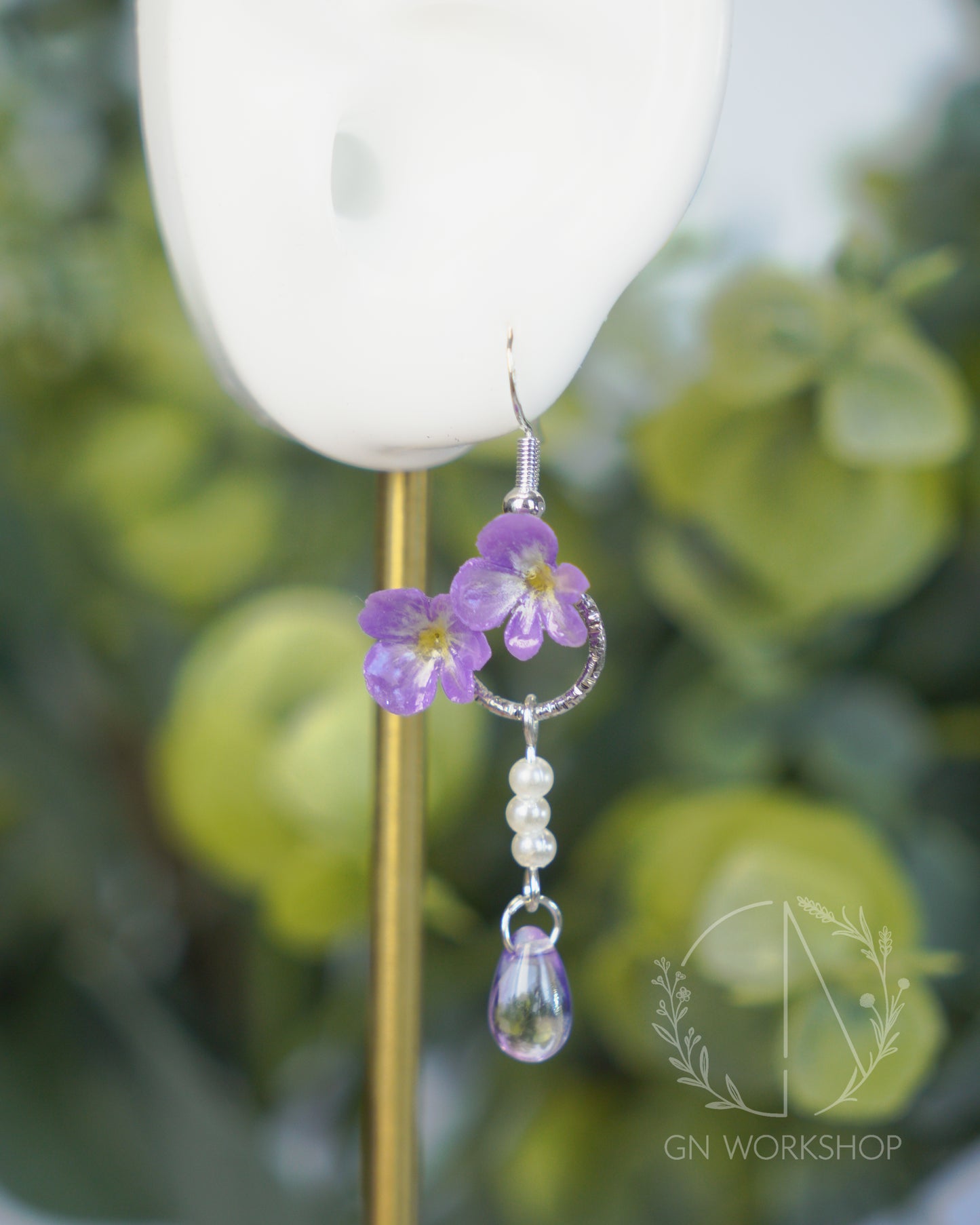 Violet Pearl Halo Dangles
- February Birth Flowers